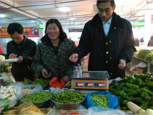 寧遠(yuǎn)縣質(zhì)監(jiān)局展開集貿(mào)市場計量衡器專項檢查